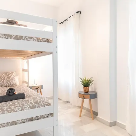 Downtown Apartment *